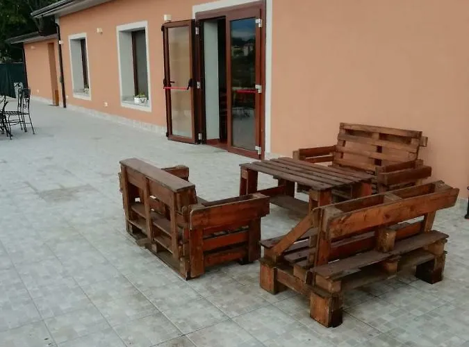 Alloggio per agriturismo Rupe Delle Sorbe Atella